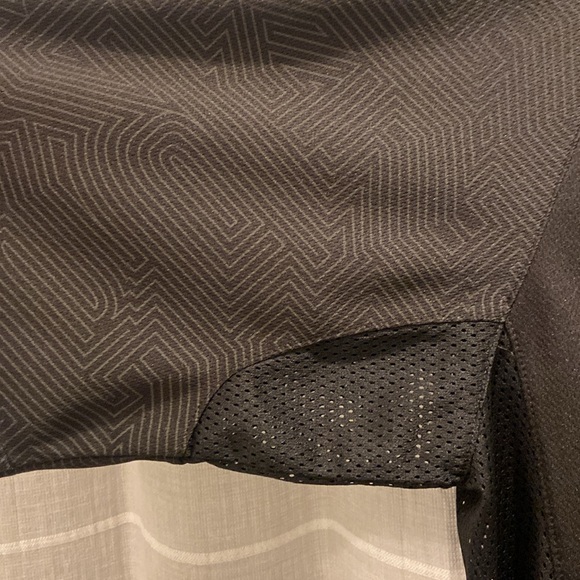 Mens Dakine bike jersey - Picture 3 of 3